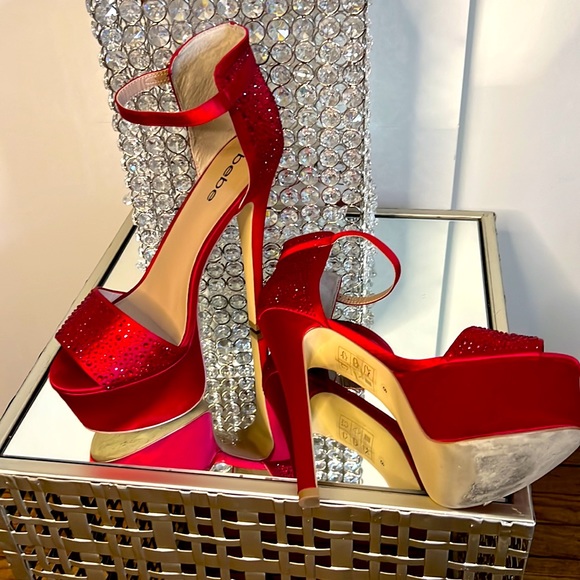 bebe Original Red Platform Chrystal Heels - Picture 3 of 3